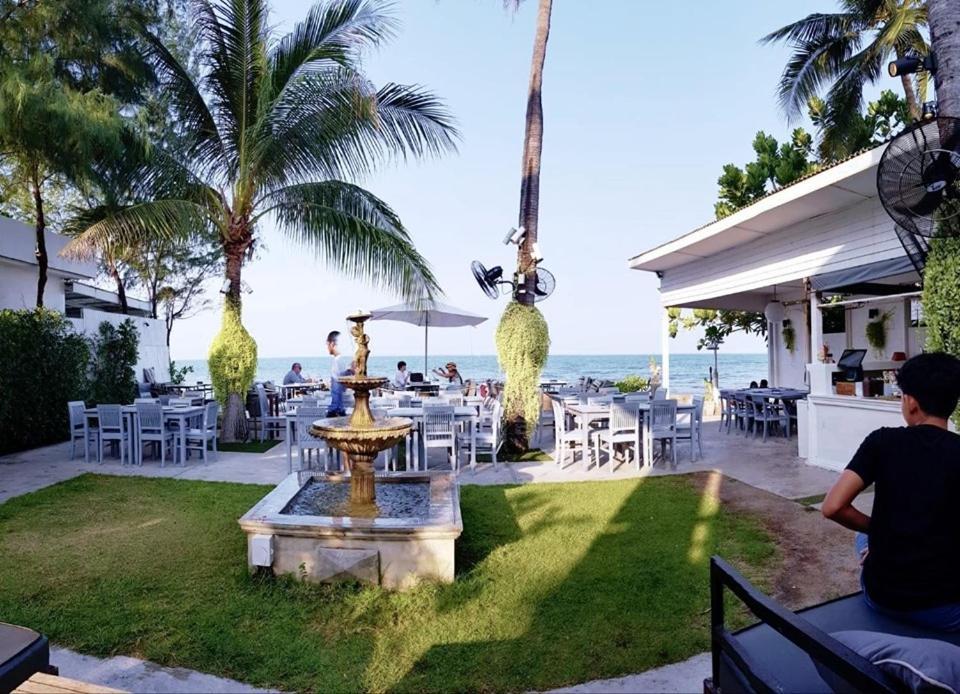 Green Gallery Beach Boutique Hotel Huahin Kültér fotó